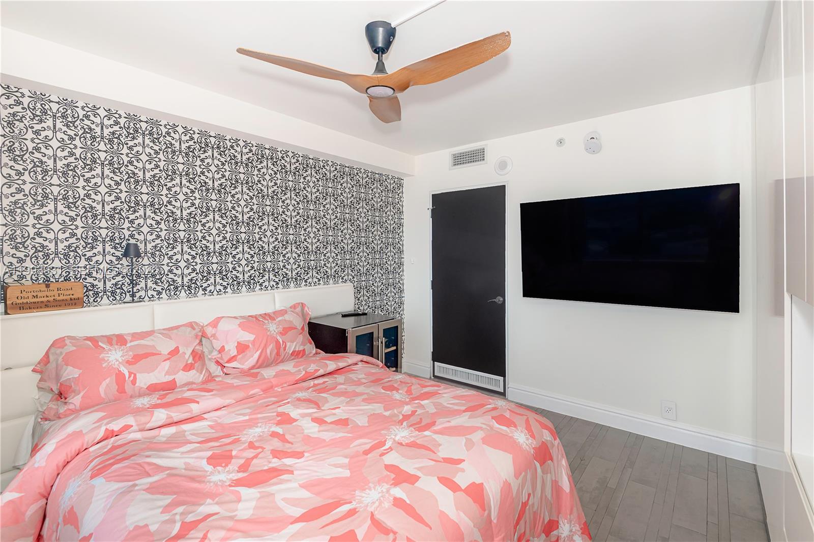 image Mondrian South Beach21