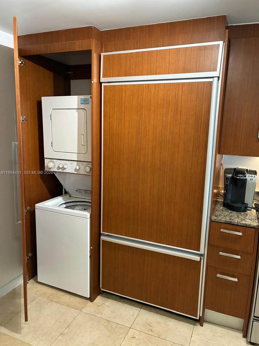 image Harbour House11