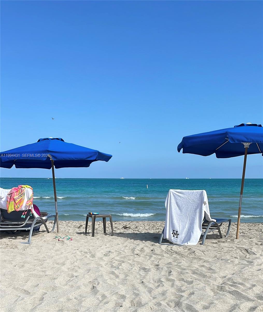 image Harbour House24