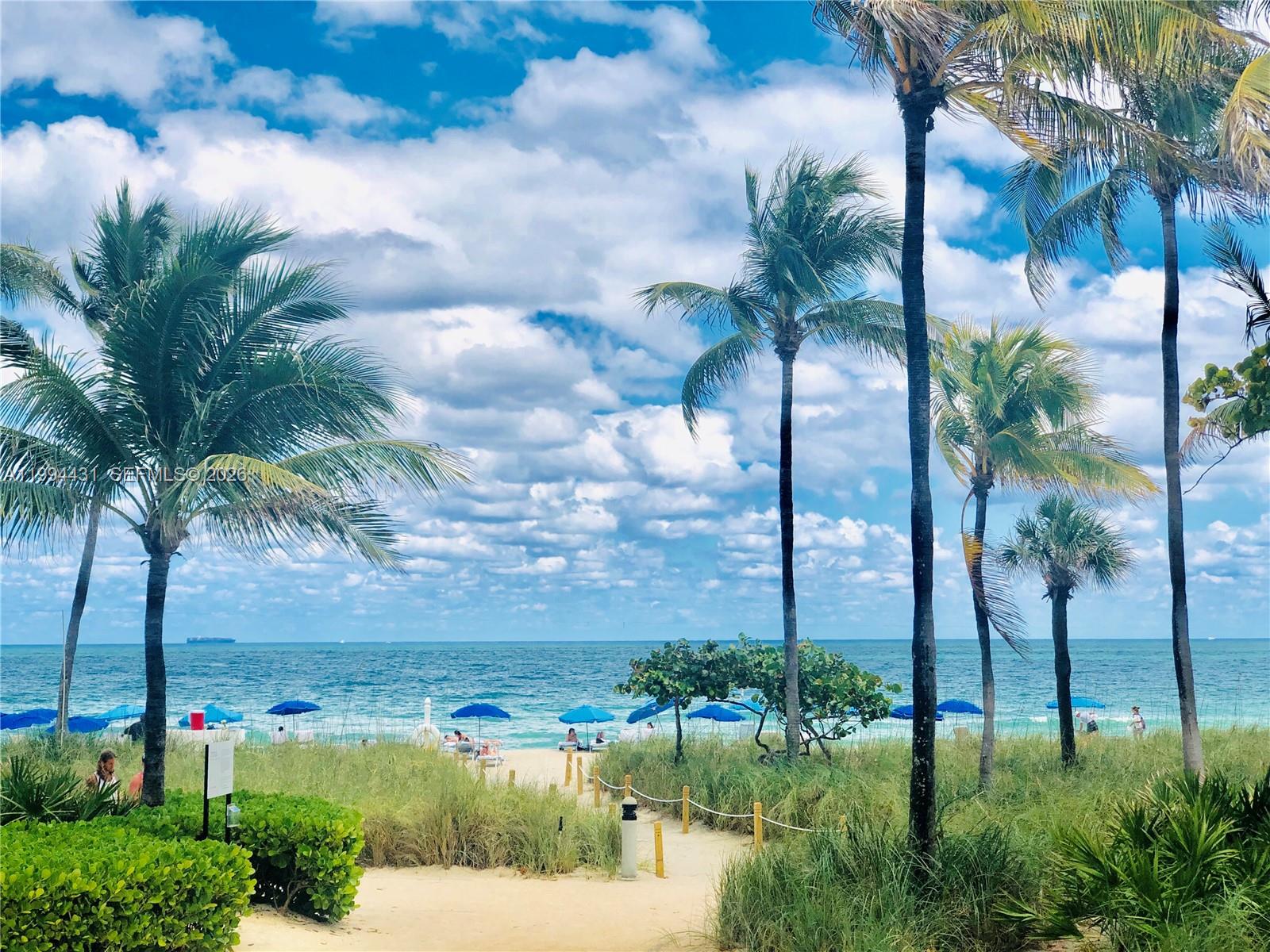 image Harbour House25