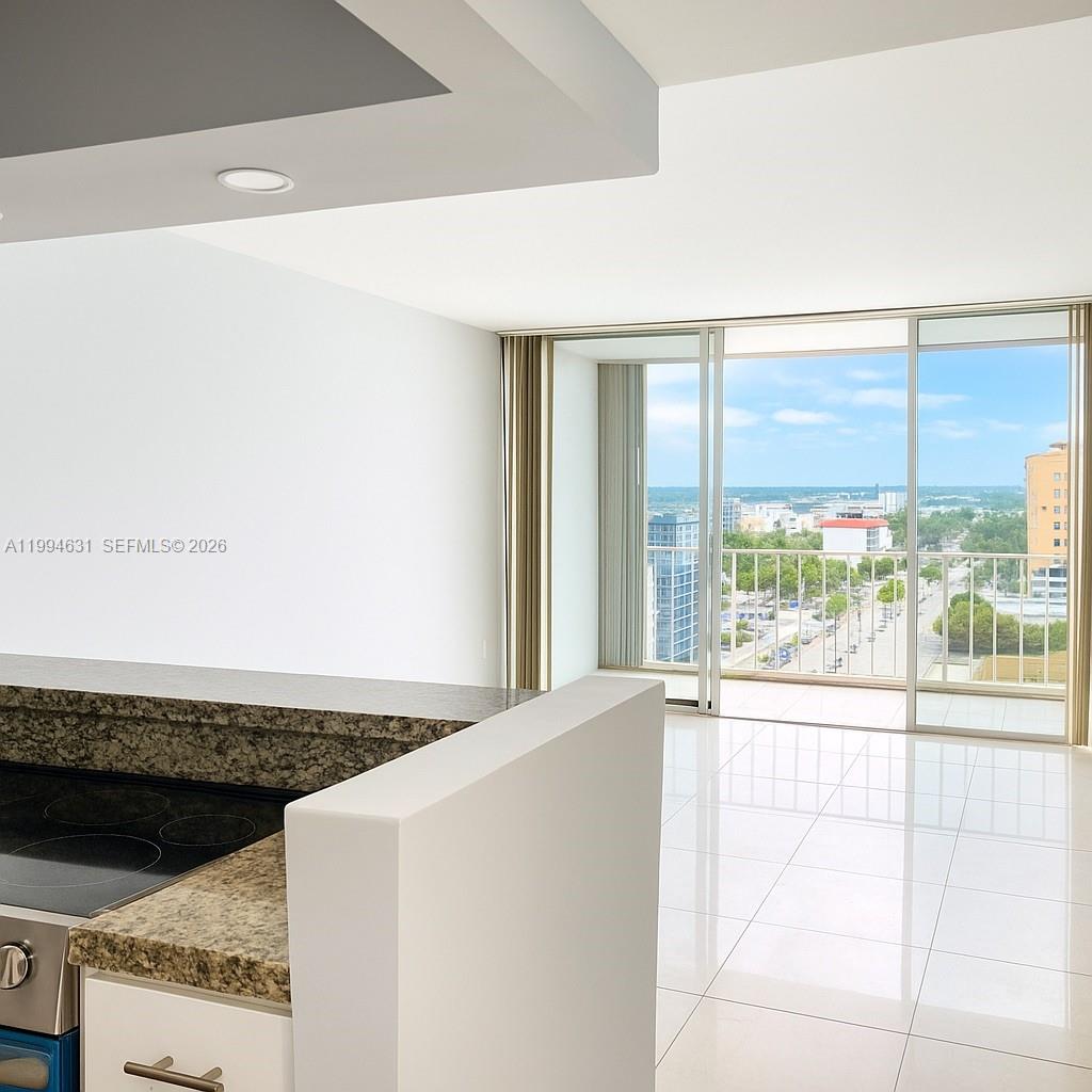 1865 79th St Cswy #15F North Bay Village, FL 33141