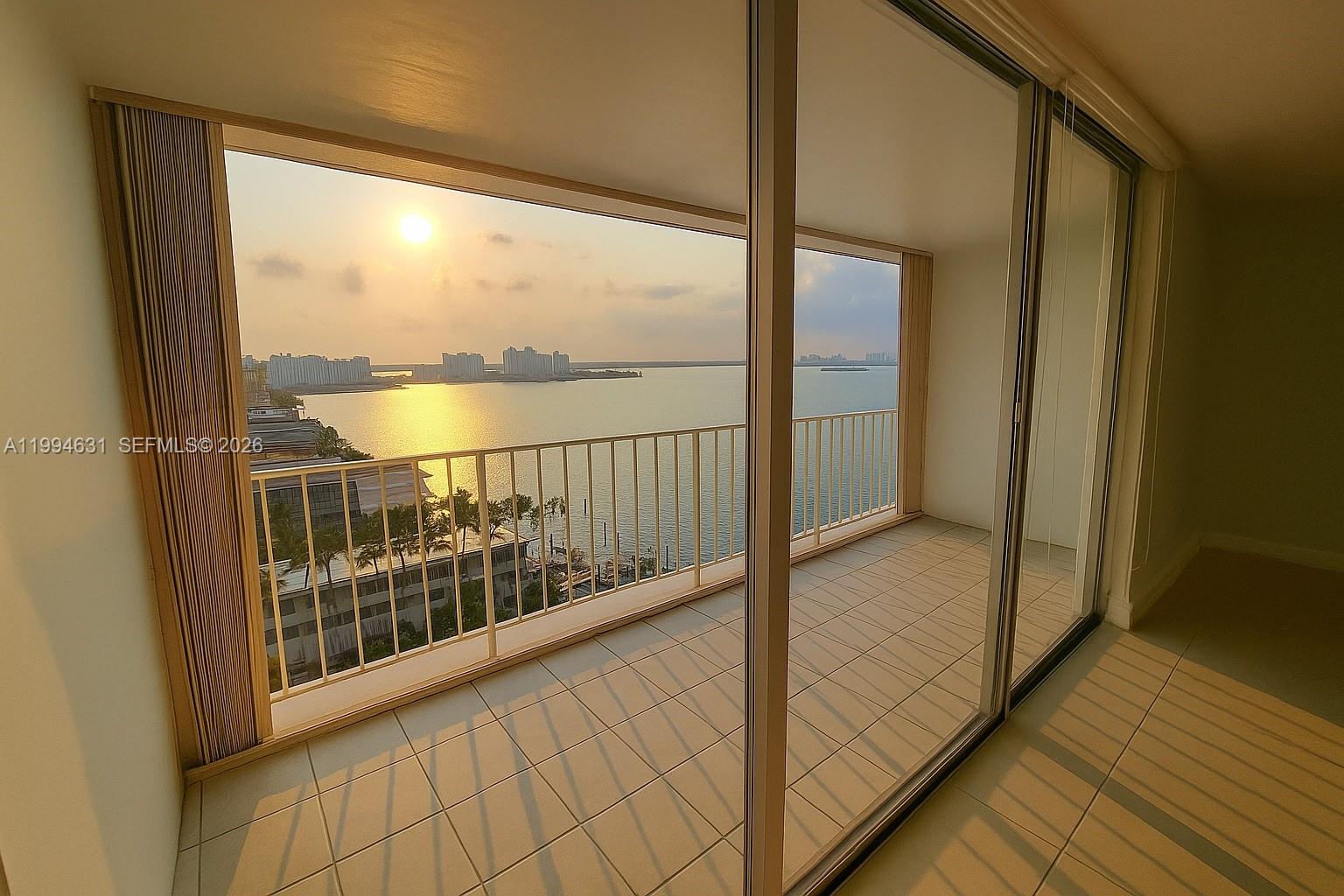 1865 79th St Cswy #15F North Bay Village, FL 33141