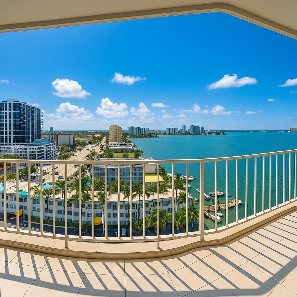 1865 79th St Cswy #15F North Bay Village, FL 33141