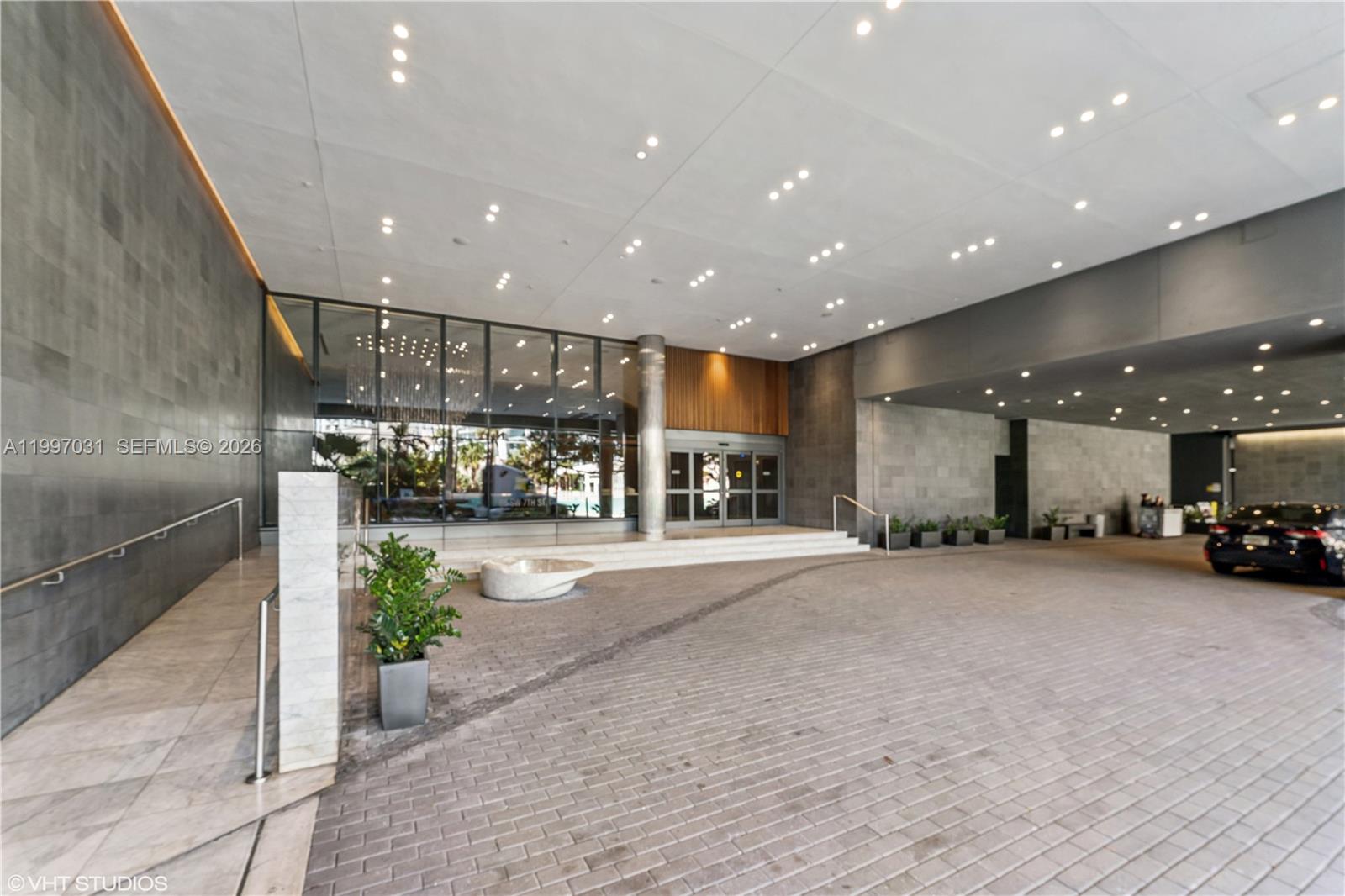 image Rise Brickell City Centre1