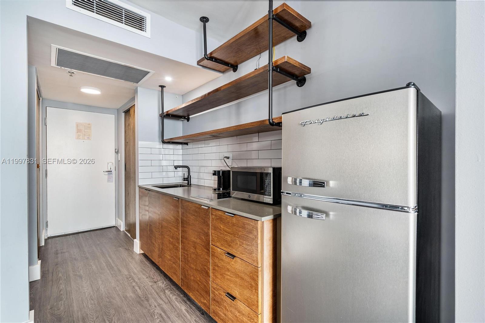 19201 Collins Ave #324 Sunny Isles Beach, FL 33160