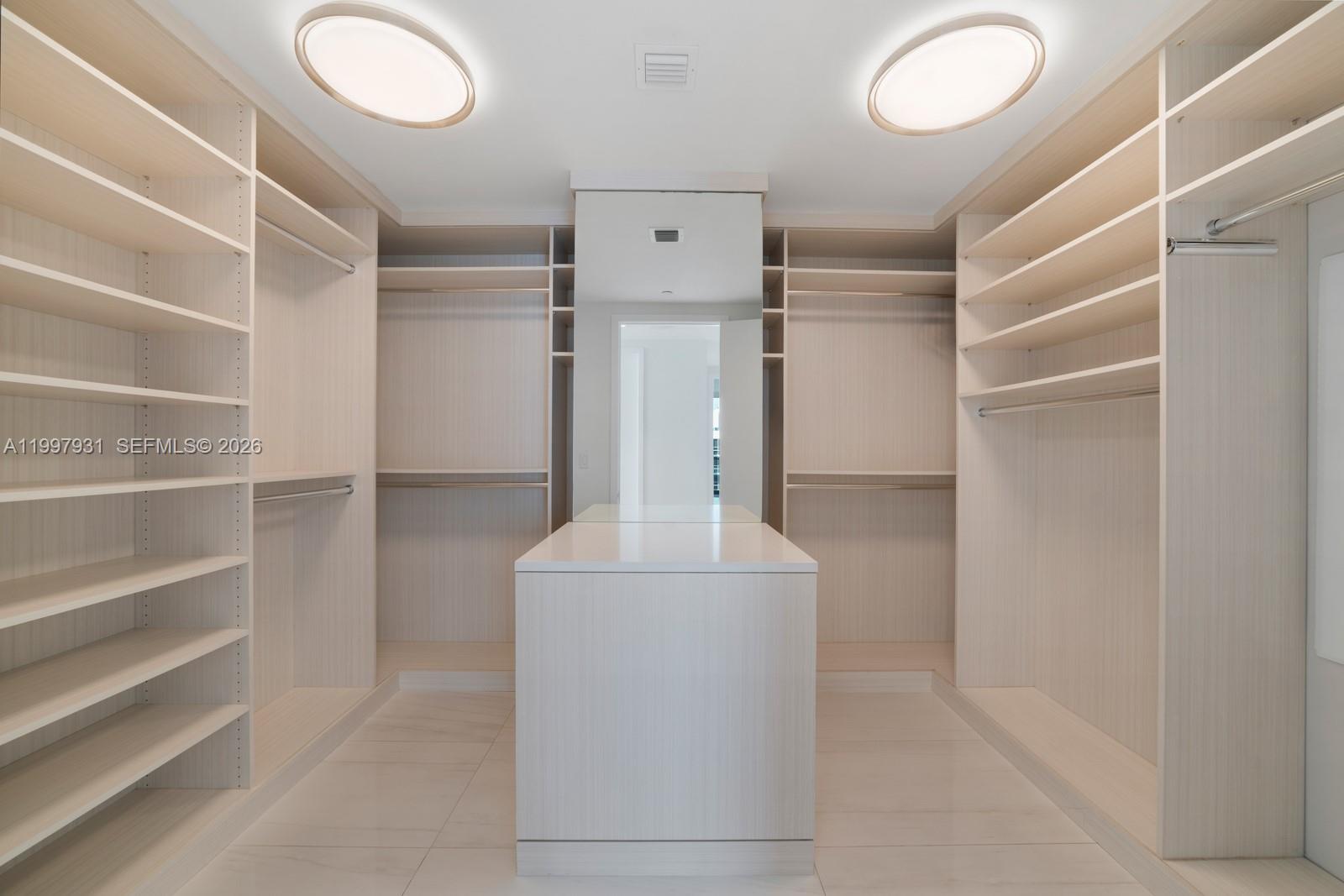 10203 Collins Ave #2501 Bal Harbour, FL 33154