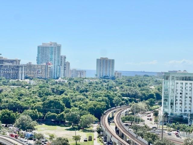 image Axis on Brickell South31