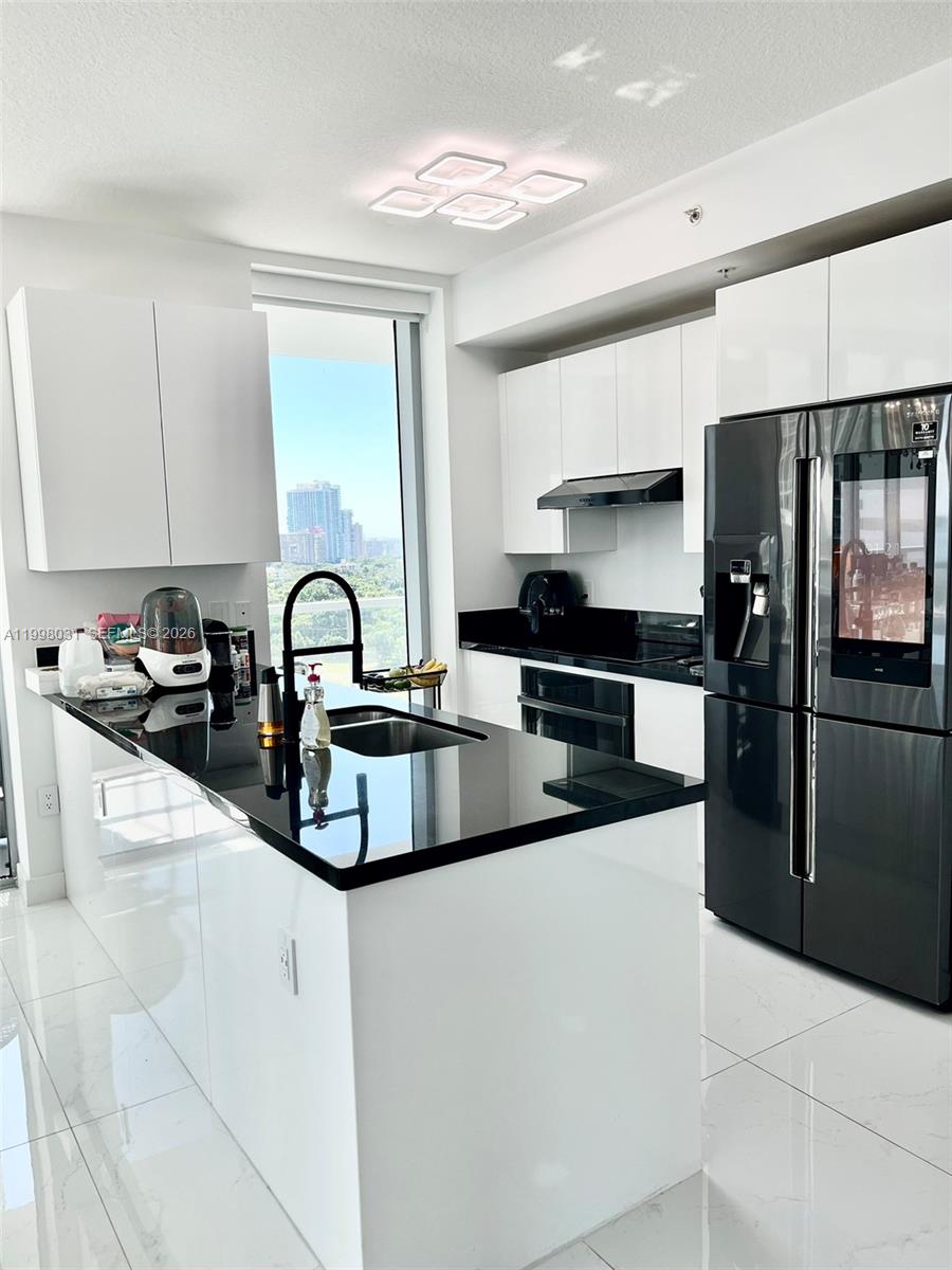 image Axis on Brickell South3