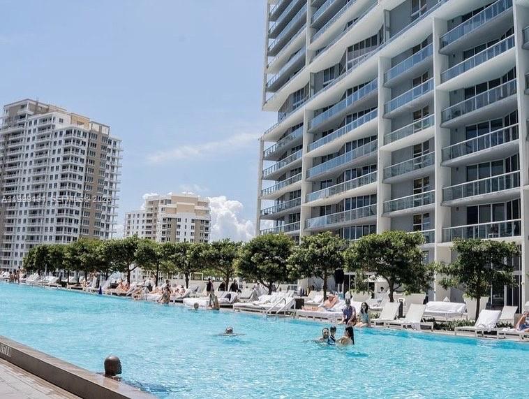 image Icon Brickell I17