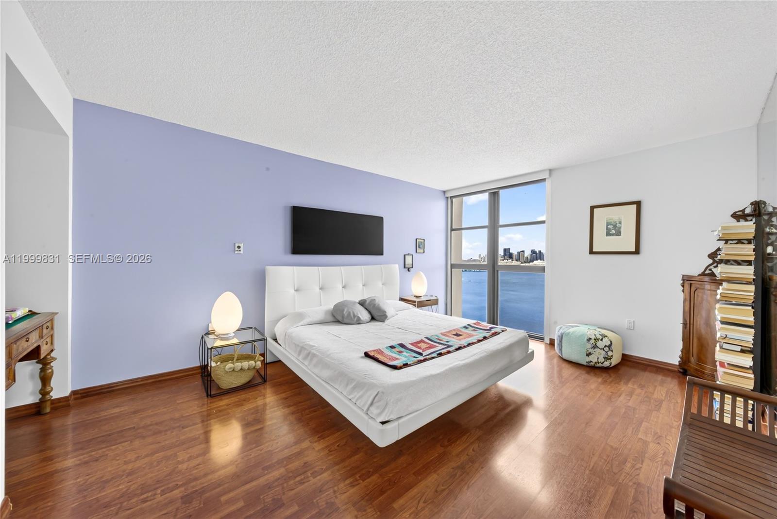 9 Island Ave #1906 Miami Beach, FL 33139