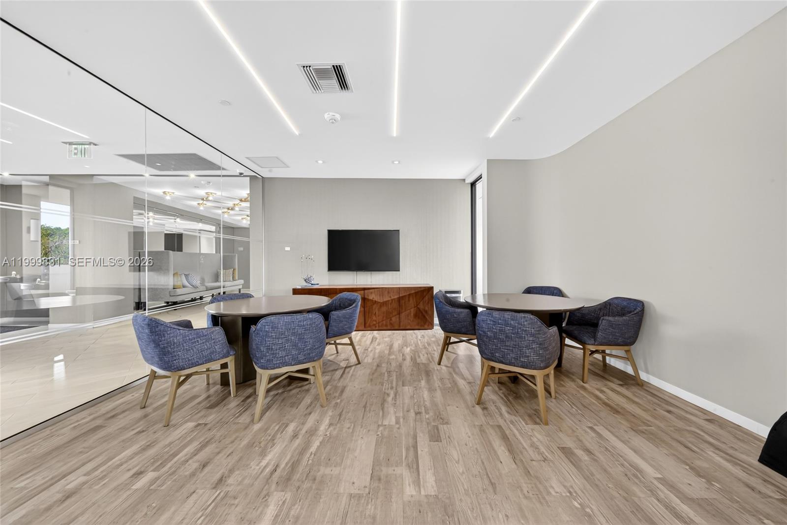 9 Island Ave #1906 Miami Beach, FL 33139