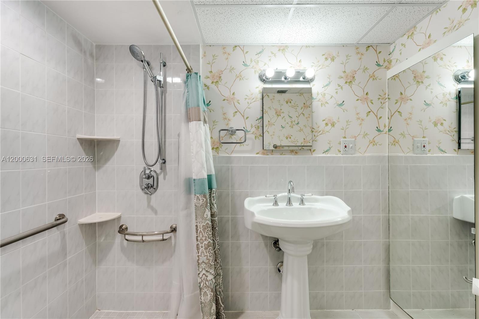 7201 SW 166th St Palmetto Bay, FL 33157