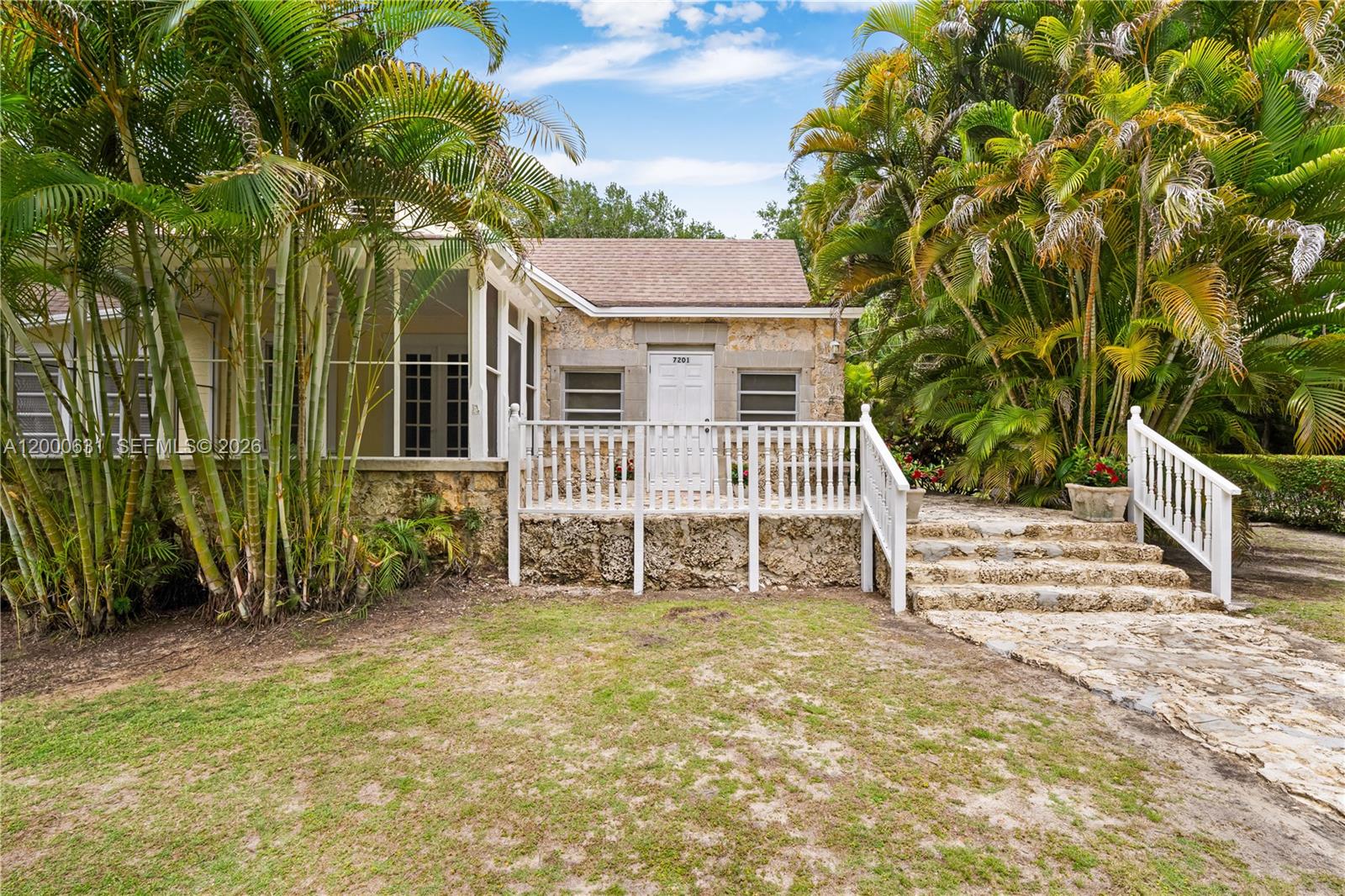 7201 SW 166th St Palmetto Bay, FL 33157