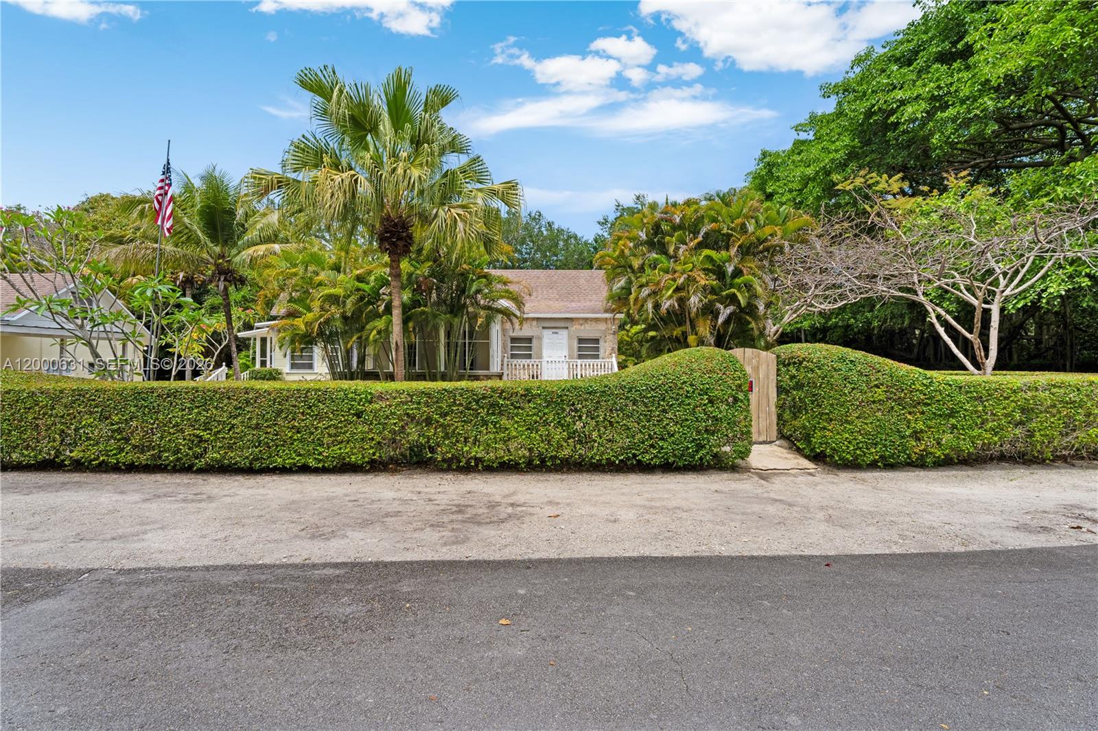 7201 SW 166th St Palmetto Bay, FL 33157