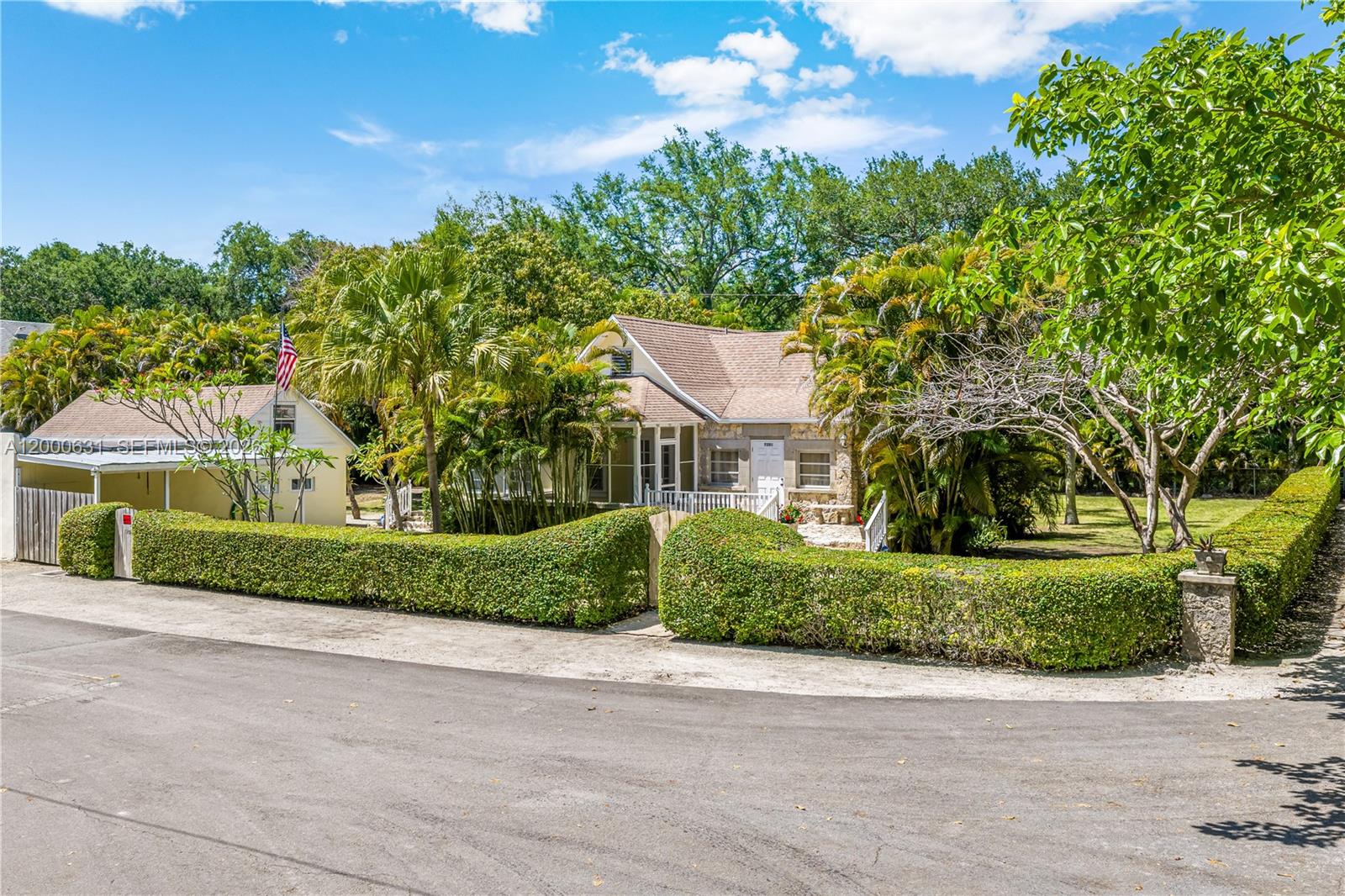 7201 SW 166th St Palmetto Bay, FL 33157