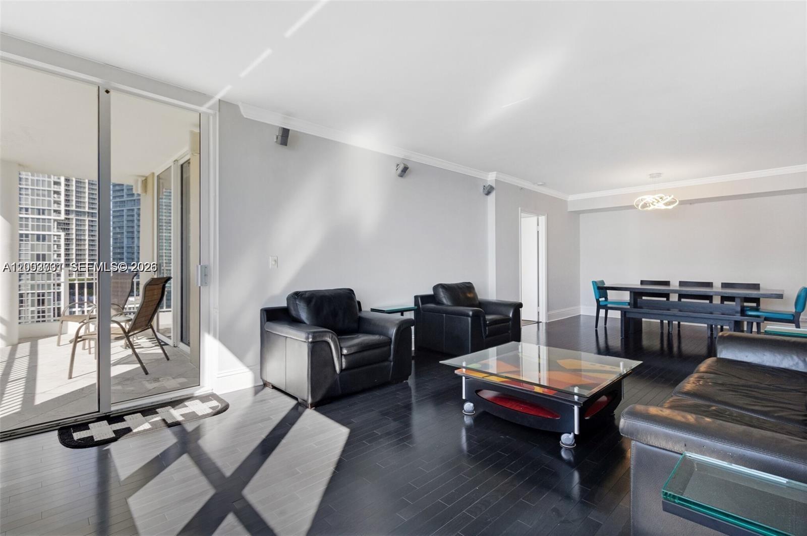 image Courvoisier Courts12