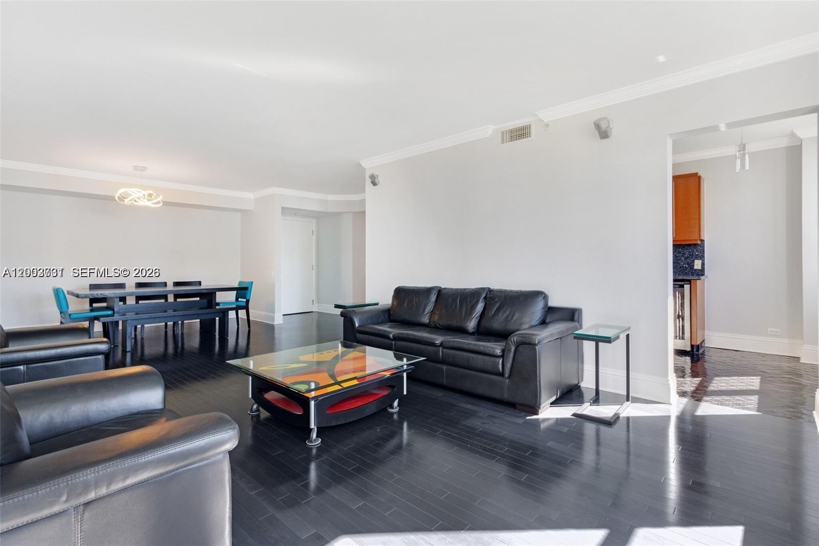 image Courvoisier Courts13