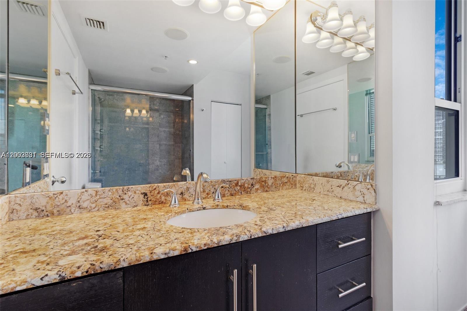 image Courvoisier Courts23