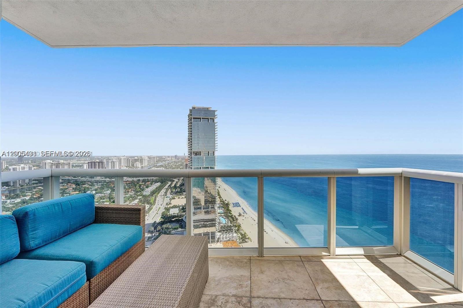18201 Collins Ave #5202
