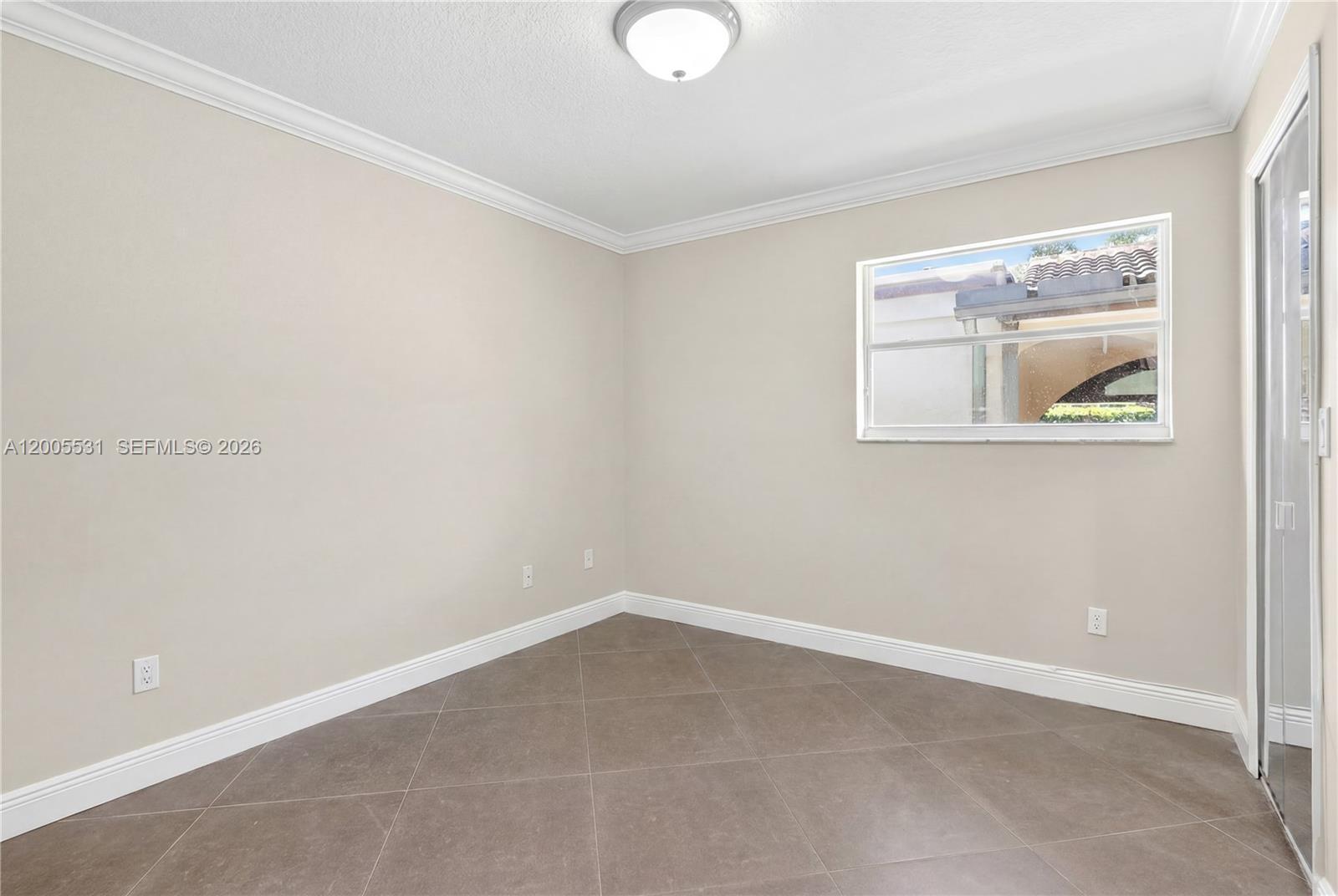 5310 SW 72th St Miami, FL 33143