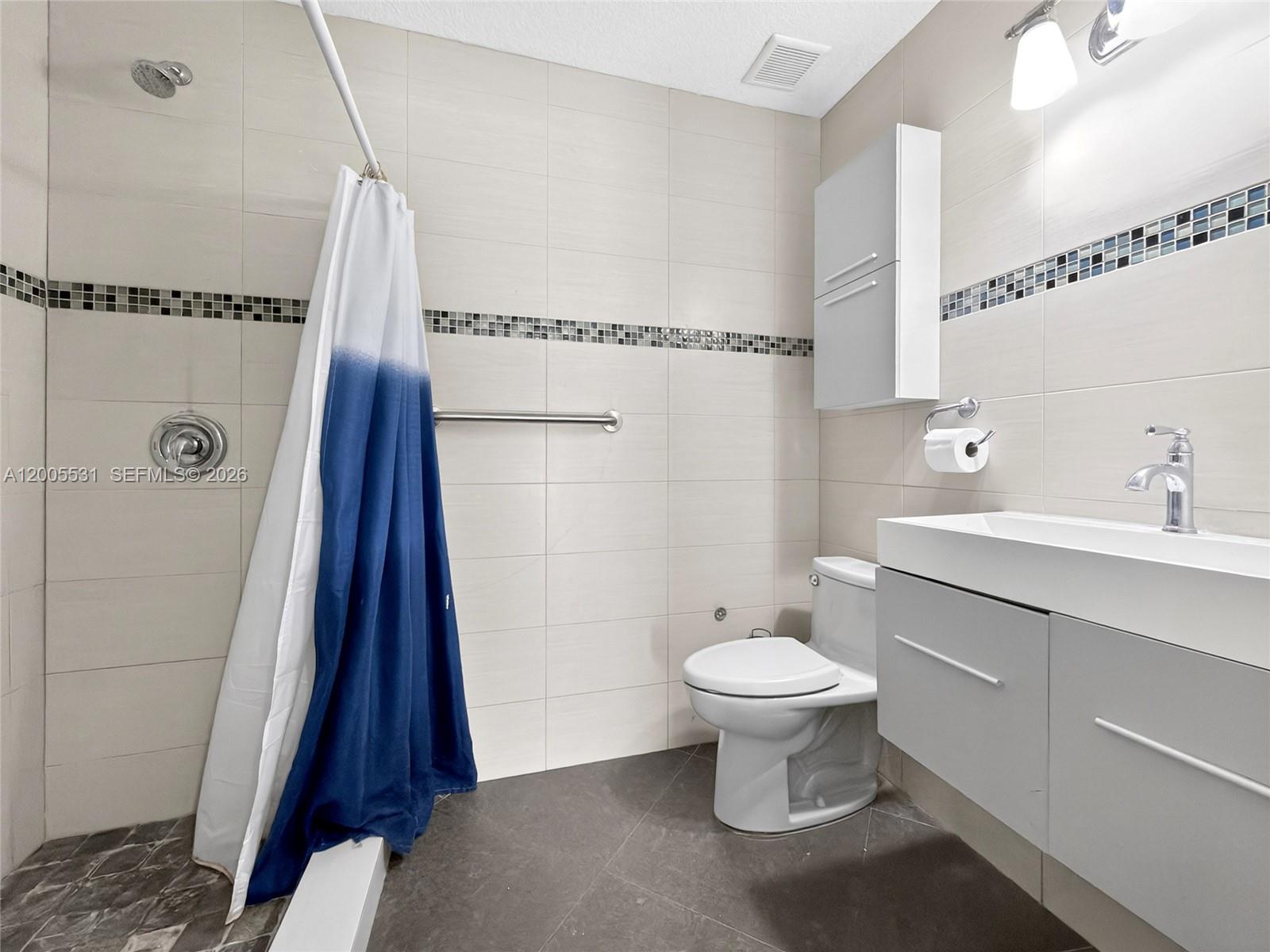 5310 SW 72th St Miami, FL 33143