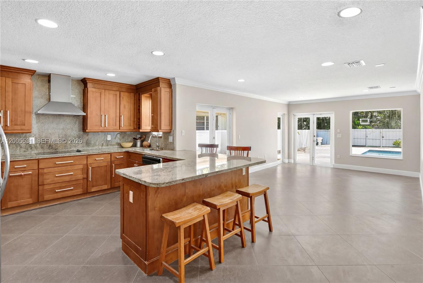 5310 SW 72th St Miami, FL 33143