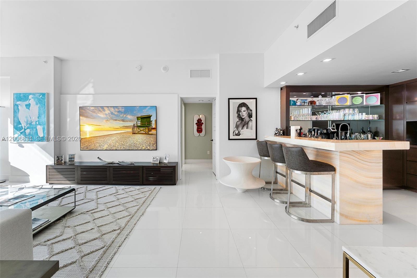 6801 Collins Ave #PH01/02 Miami Beach, FL 33141