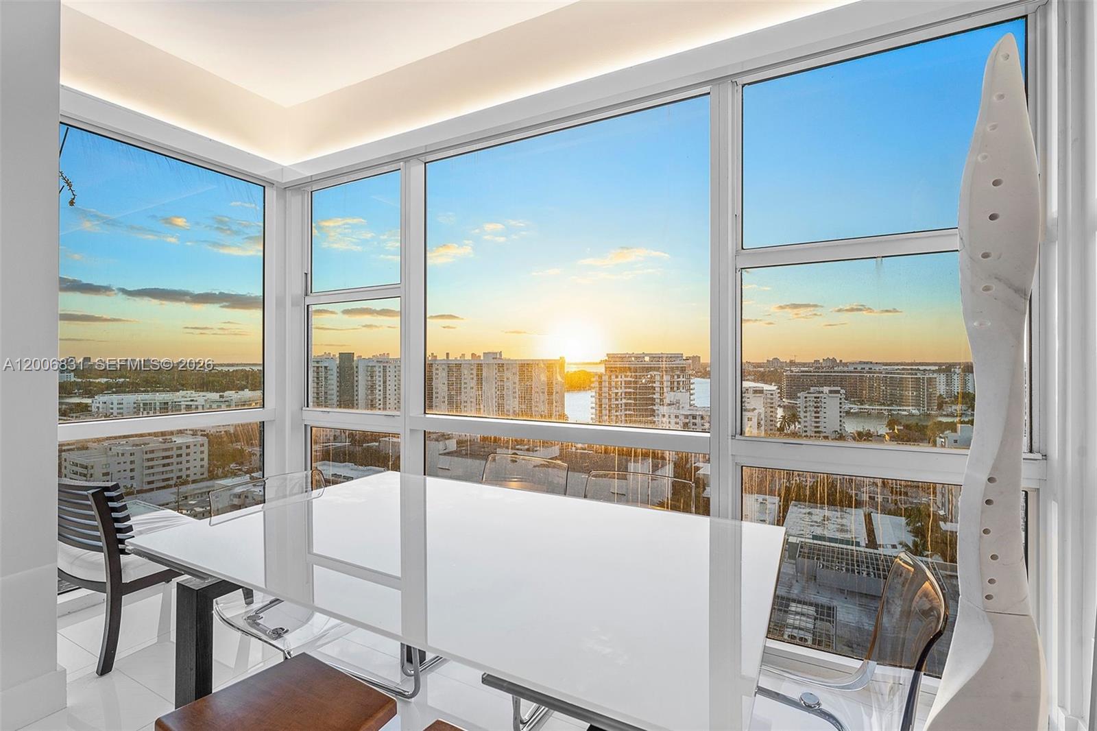 6801 Collins Ave #PH01/02 Miami Beach, FL 33141