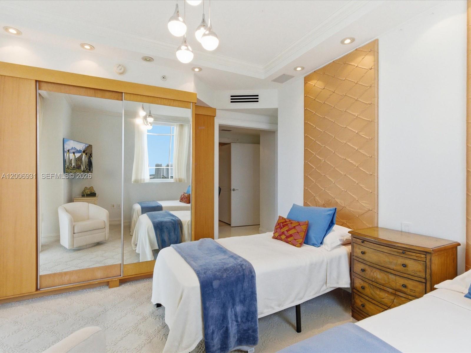 17875 Collins Ave #1501 Sunny Isles Beach, FL 33160