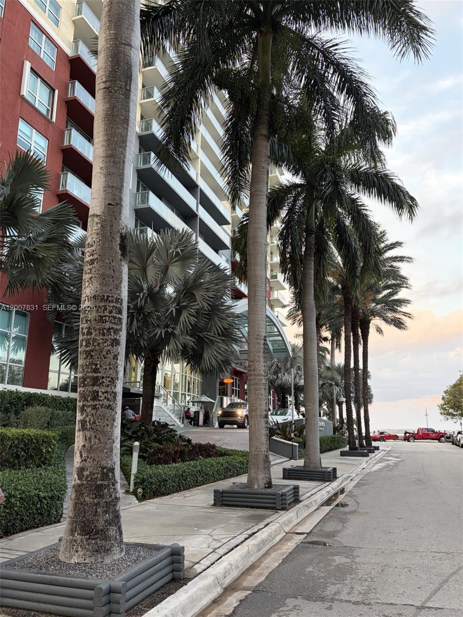 image The Mark on Brickell1