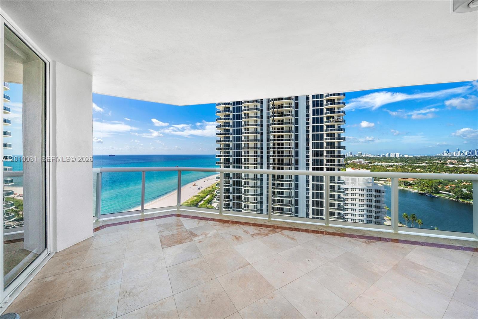 image Blue Diamond16