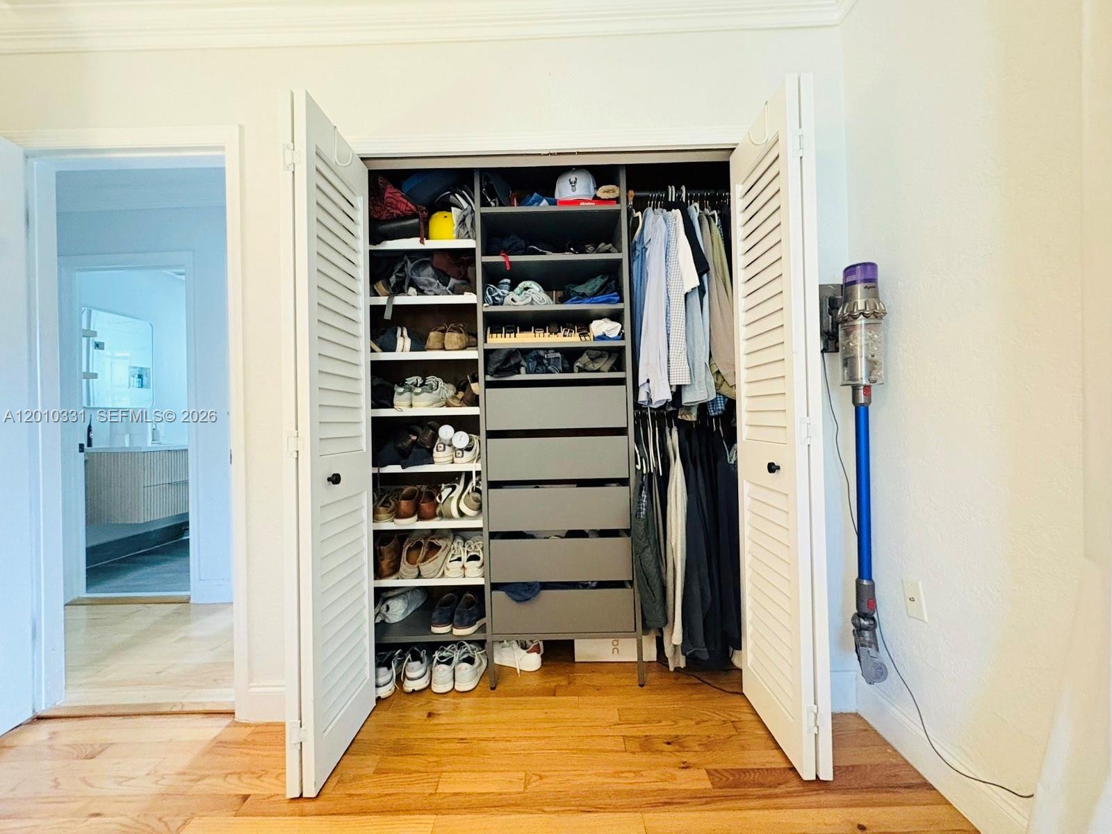 11 Veragua Ave Coral Gables, FL 33134