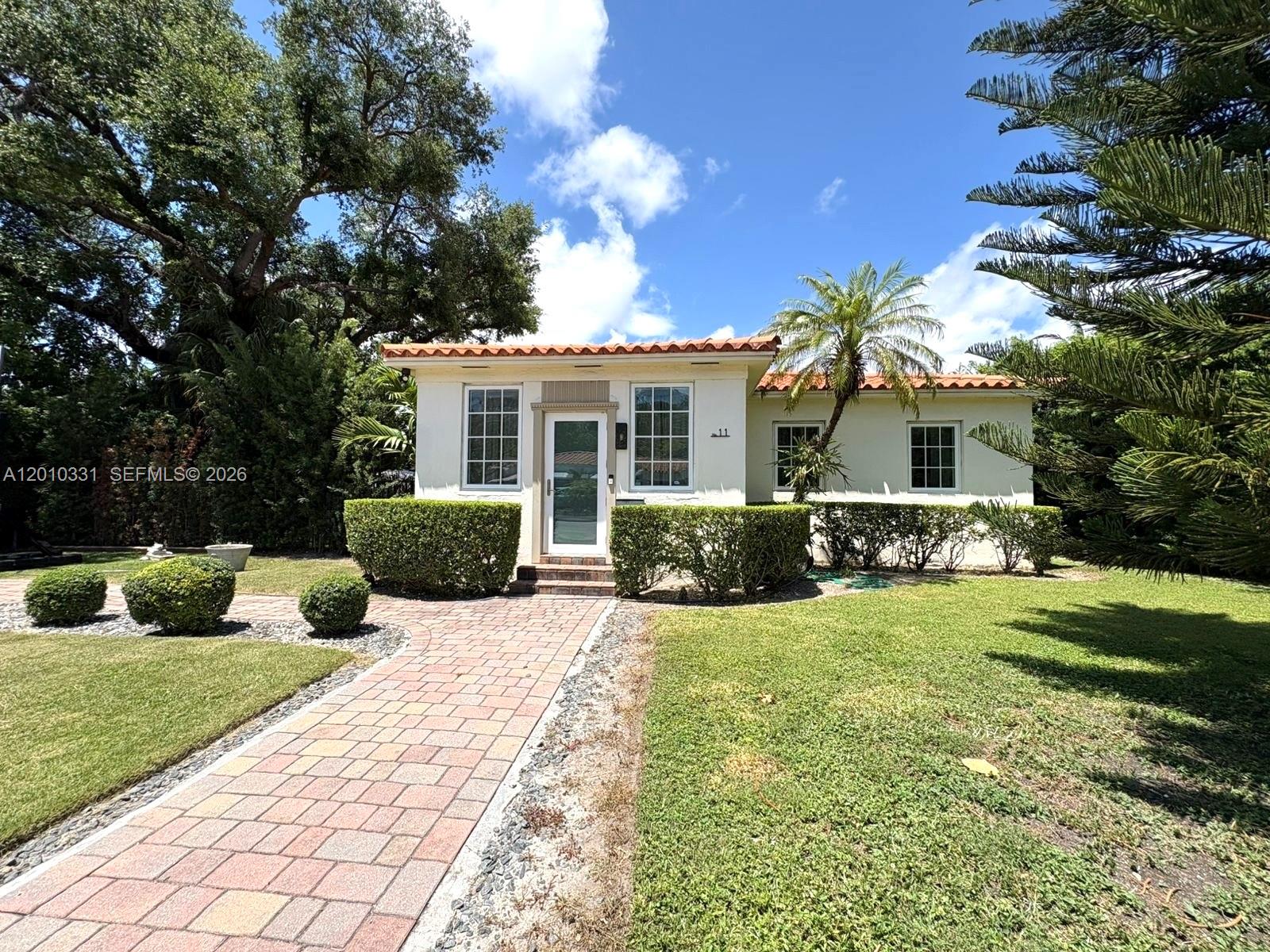 11 Veragua Ave Coral Gables, FL 33134