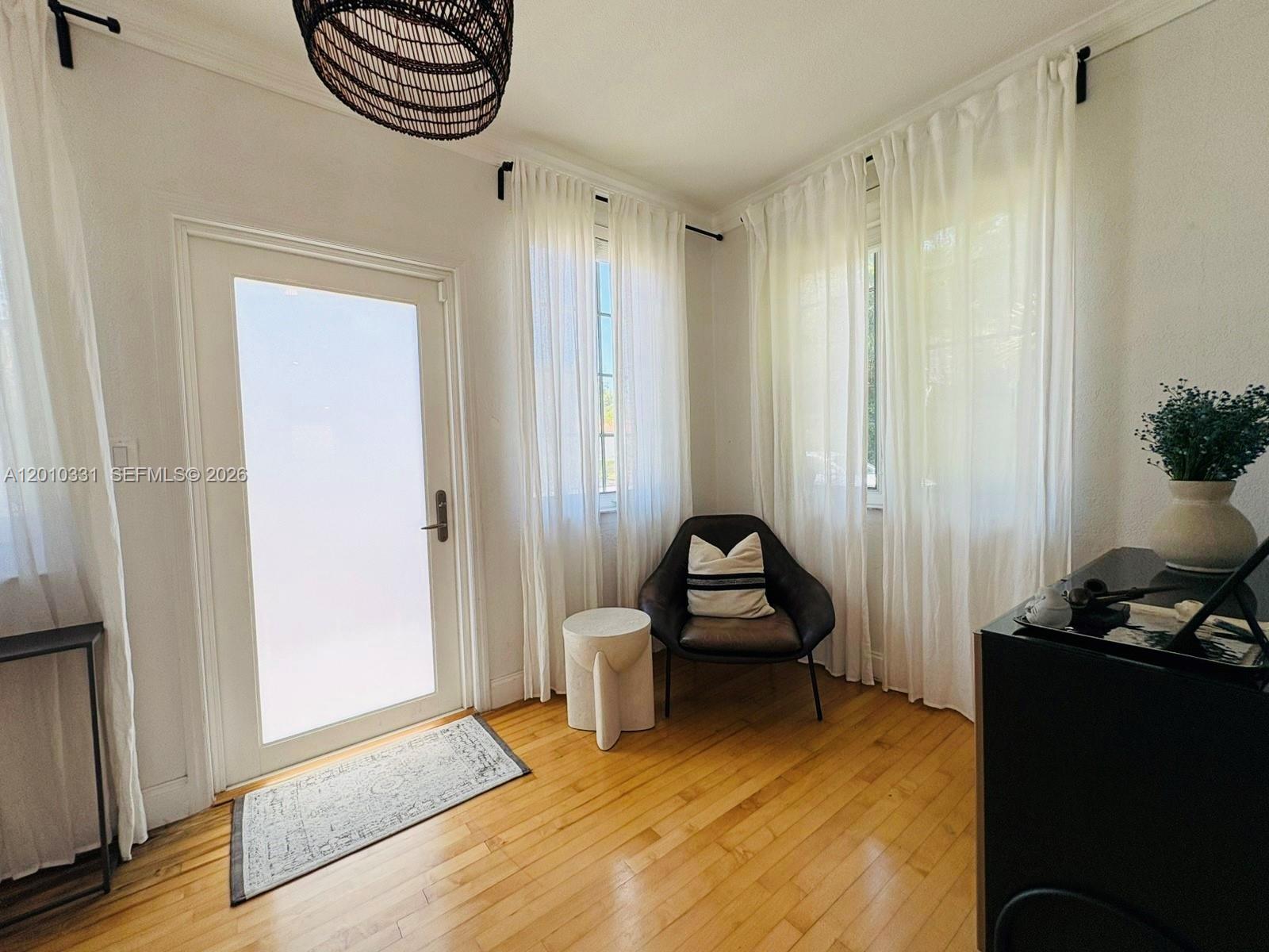 11 Veragua Ave Coral Gables, FL 33134