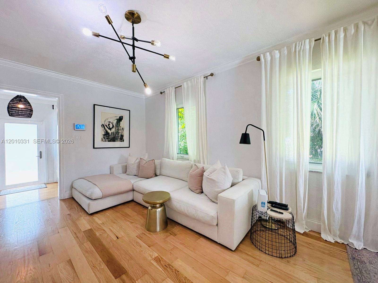 11 Veragua Ave Coral Gables, FL 33134