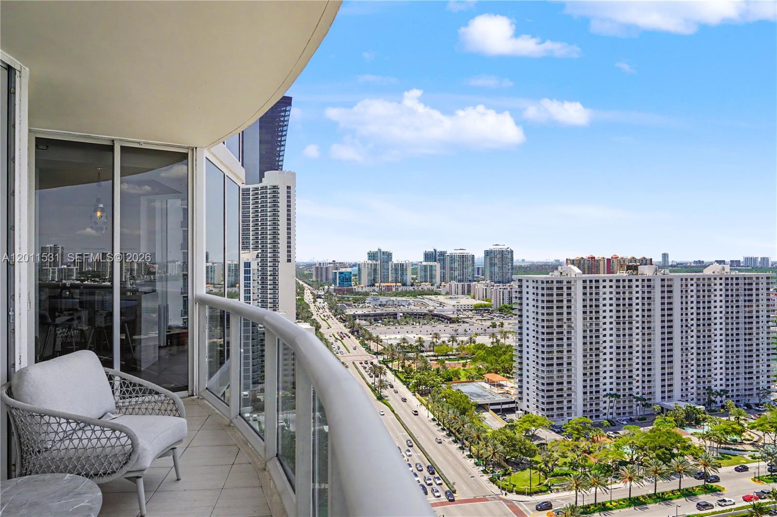 17555 Collins Ave #2501 Sunny Isles Beach, FL 33160
