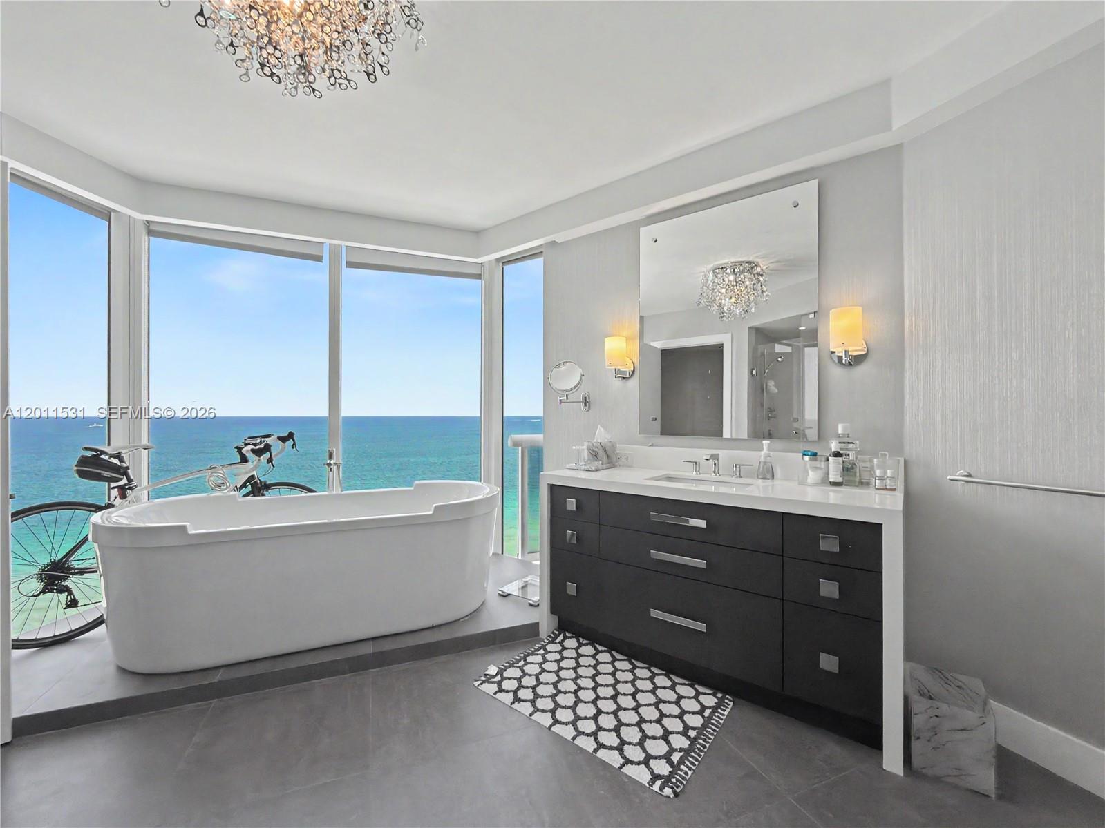 17555 Collins Ave #2501 Sunny Isles Beach, FL 33160