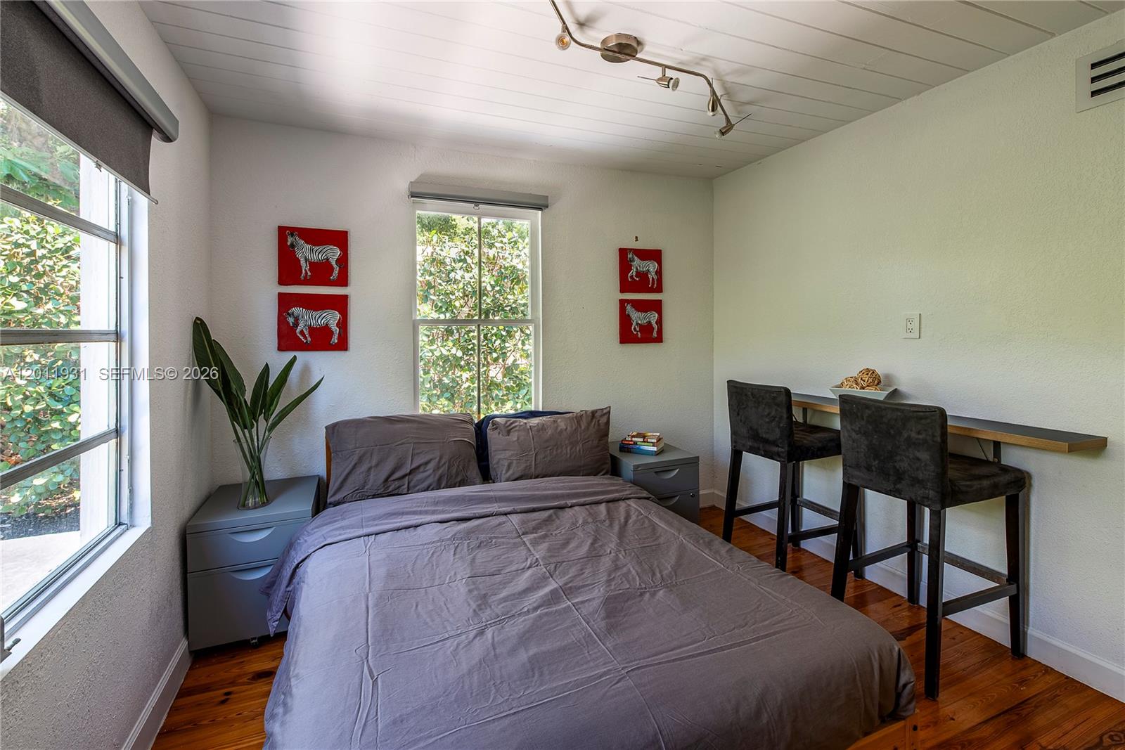 3655 Oak Ave #3655 Miami, FL 33133