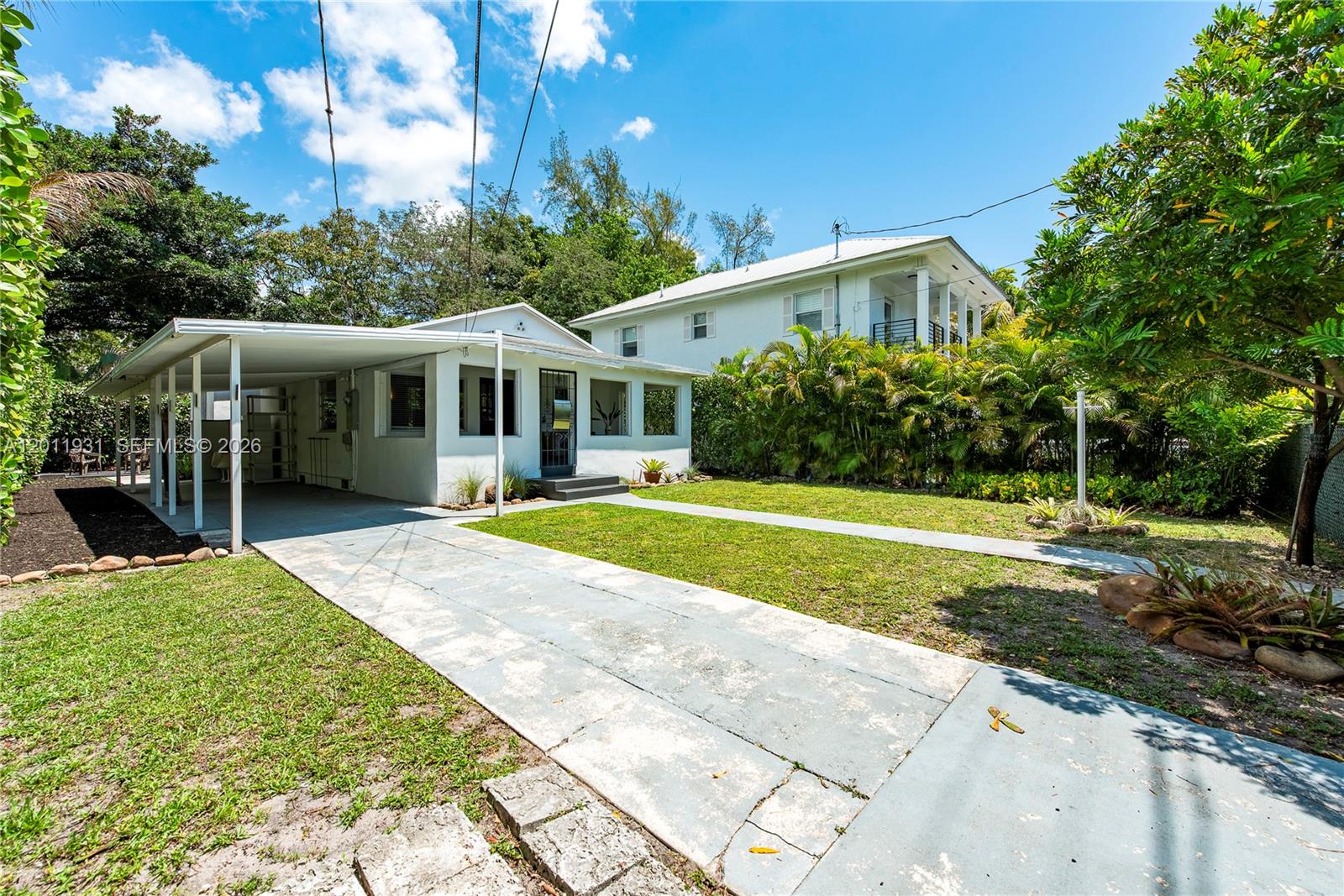 3655 Oak Ave #3655 Miami, FL 33133