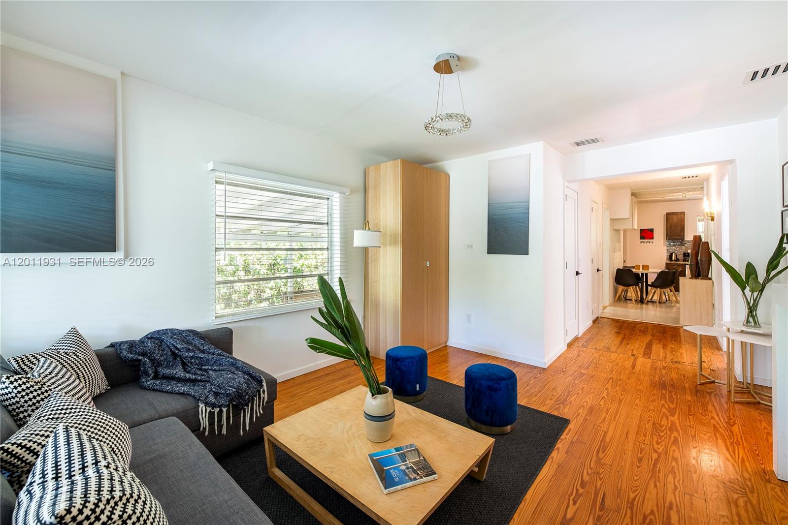 3655 Oak Ave #3655 Miami, FL 33133