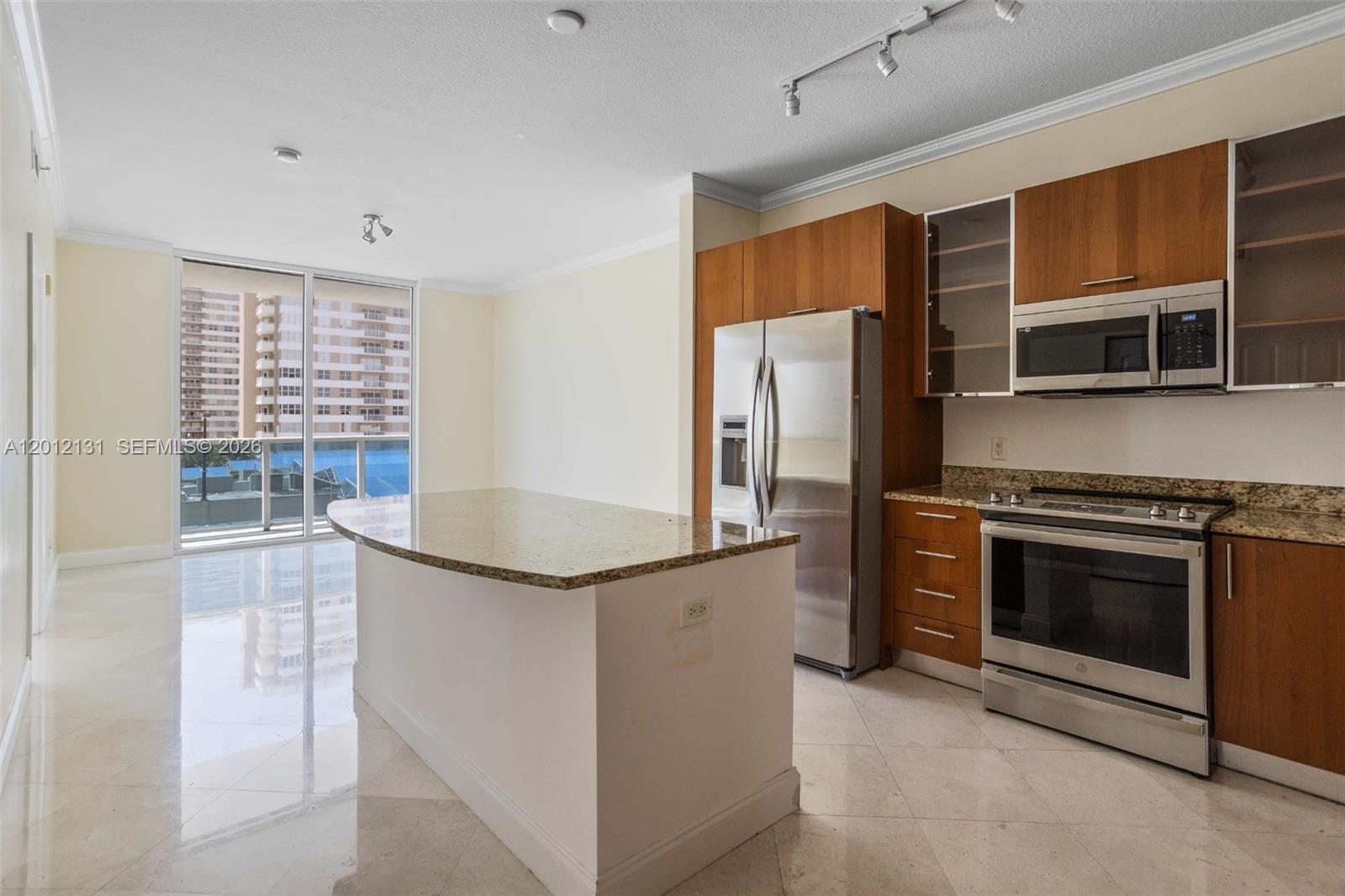 1945 S Ocean Dr #503