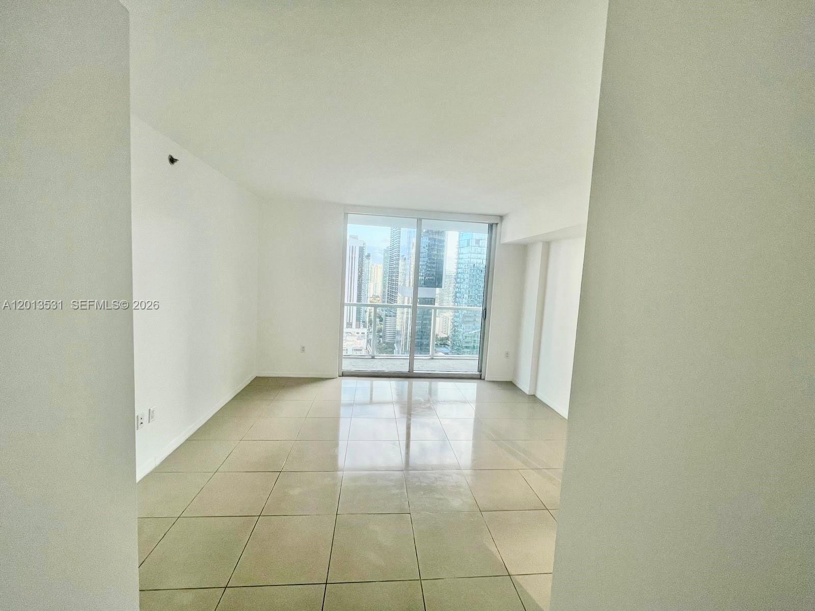image 500 Brickell West8