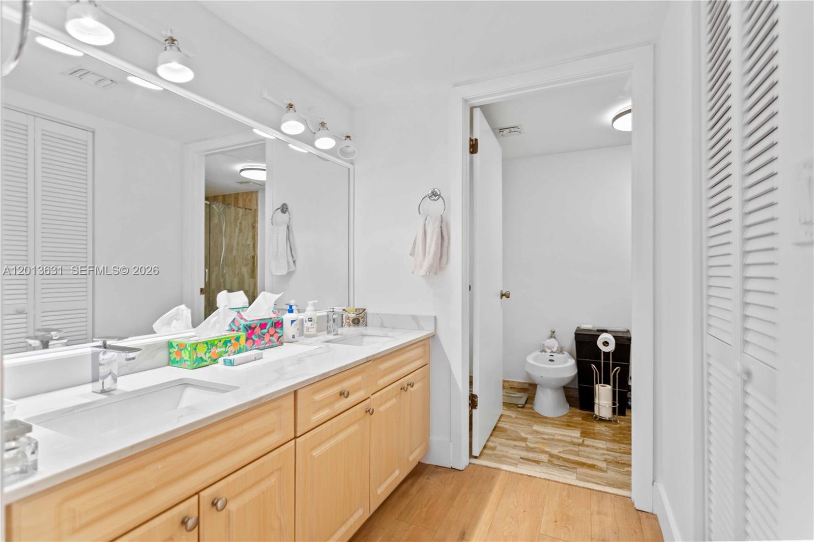 101 Ocean Ln Dr #209 Key Biscayne, FL 33149