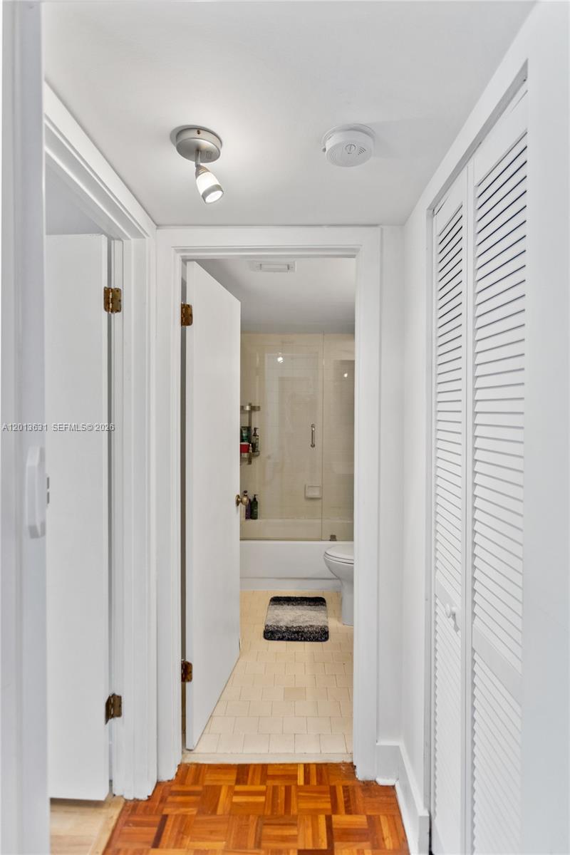 101 Ocean Ln Dr #209 Key Biscayne, FL 33149