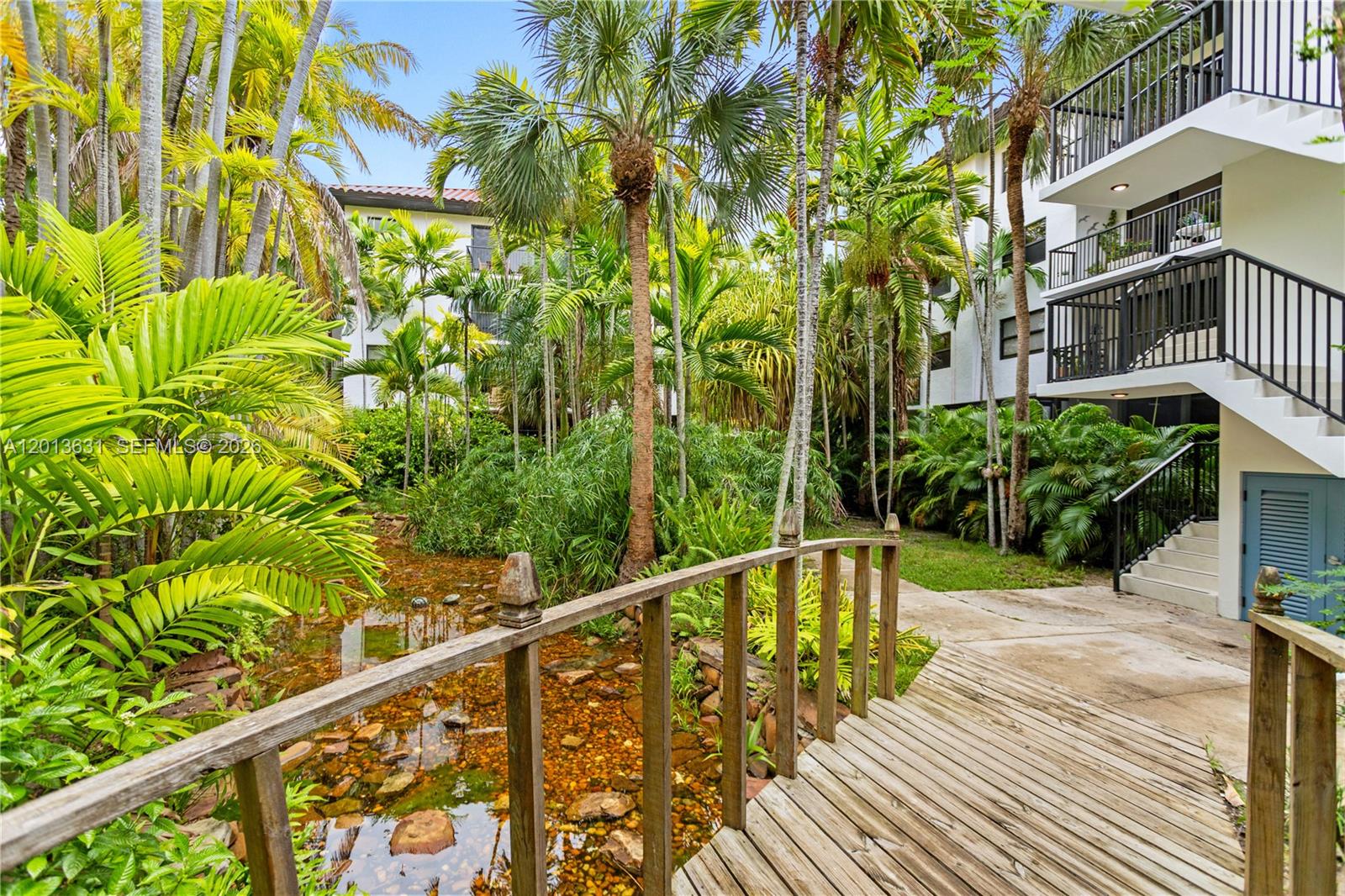 101 Ocean Ln Dr #209 Key Biscayne, FL 33149