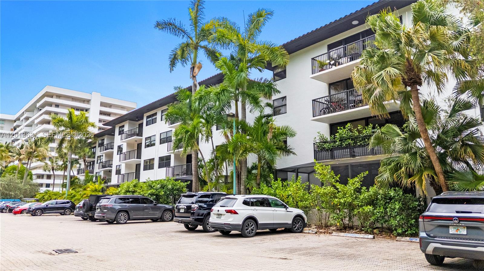 101 Ocean Ln Dr #209 Key Biscayne, FL 33149