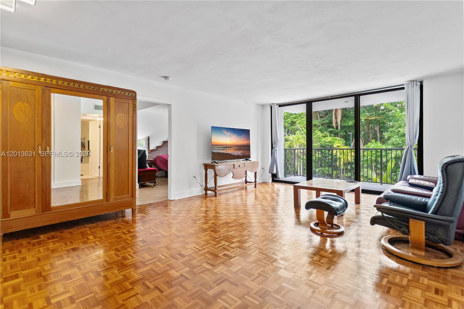 101 Ocean Ln Dr #209 Key Biscayne, FL 33149