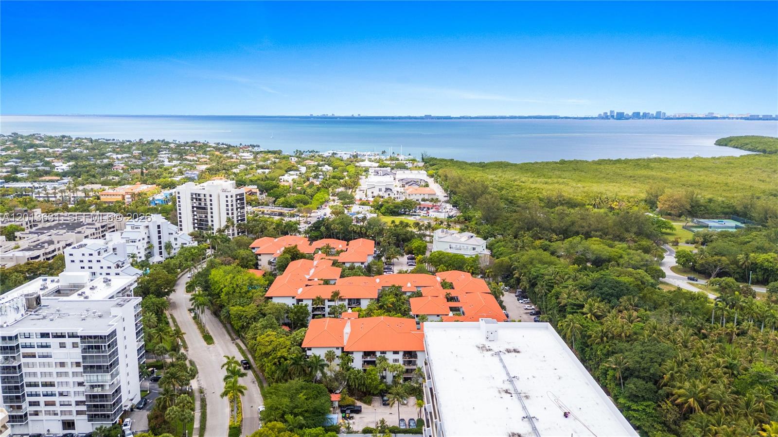 101 Ocean Ln Dr #209 Key Biscayne, FL 33149