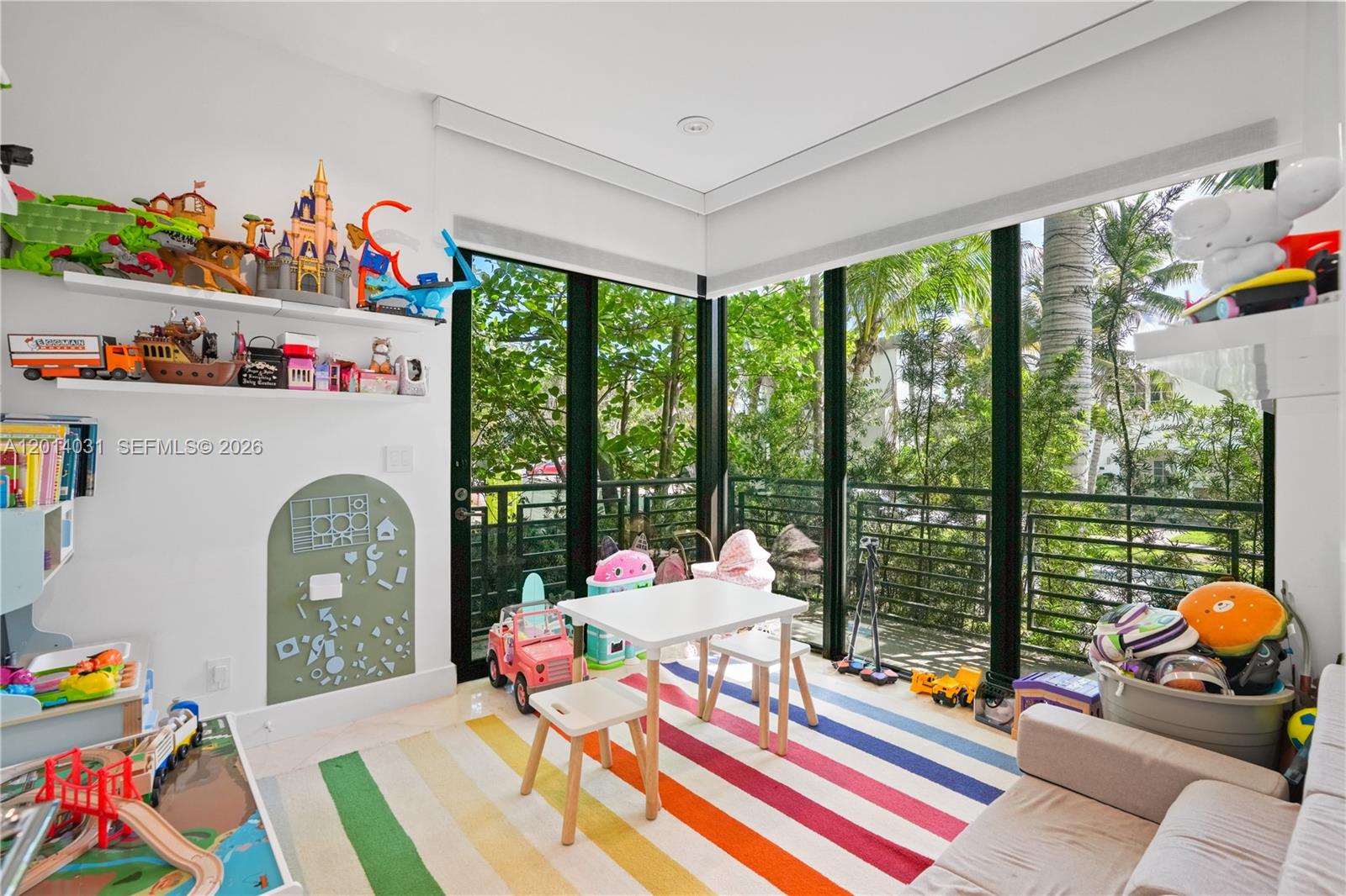 762 Fernwood Rd Key Biscayne, FL 33149
