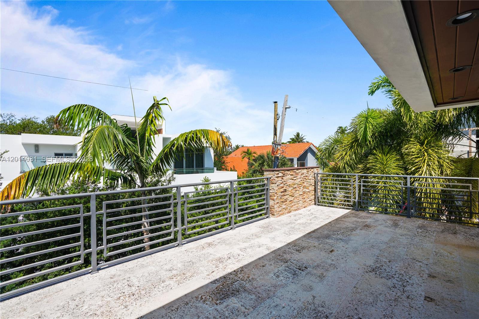 762 Fernwood Rd Key Biscayne, FL 33149